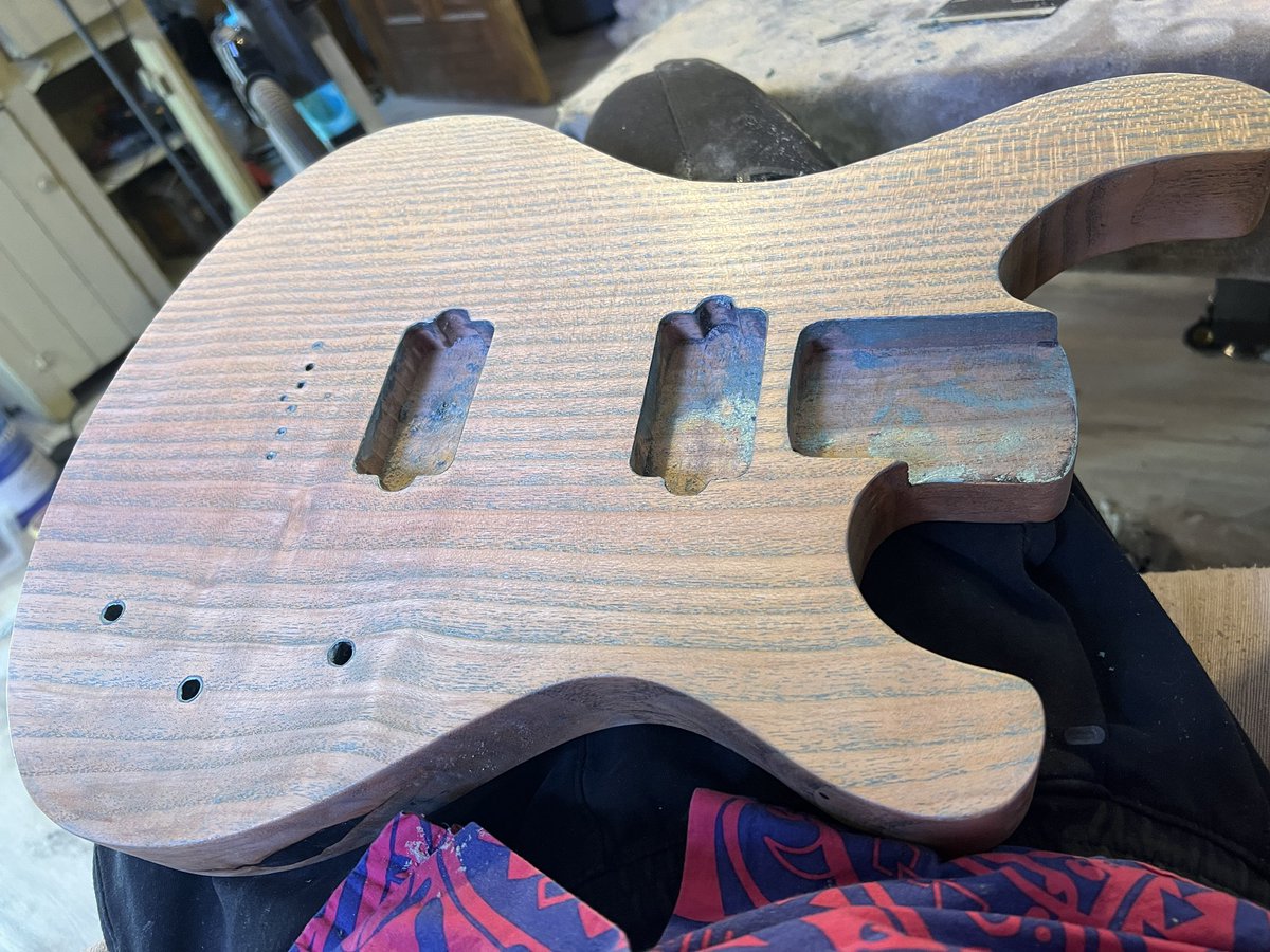 There’s a snowstorm in Kansas. 🔥🇺🇸❄️ MAKE UP YOUR MIND AMERICA