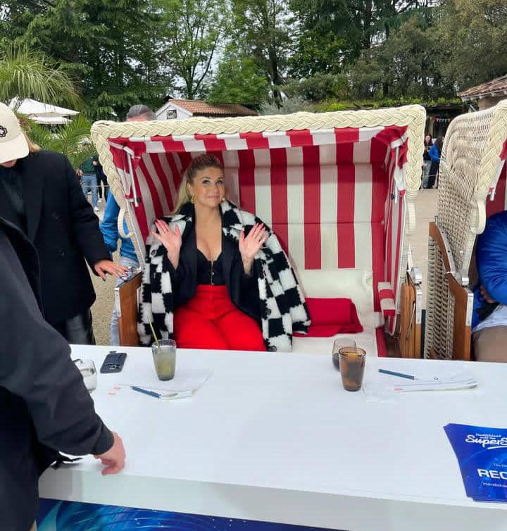 eglib574's tweet image. 