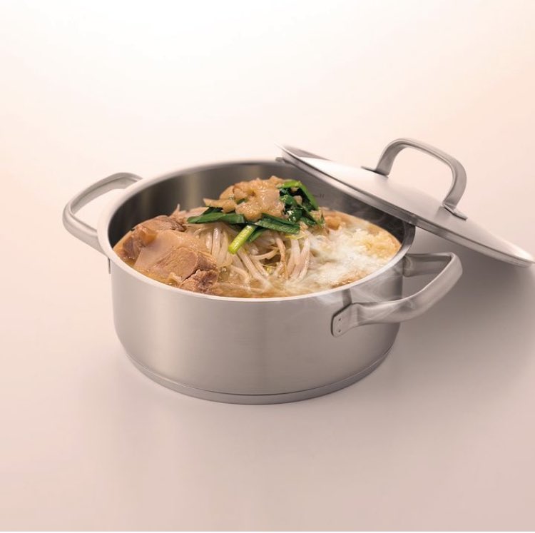 Butasuke_'s tweet image. おはようございます！
豚すけです🐷🍜

お足元にお気をつけてお越しください！
本日もお待ちしております❄️