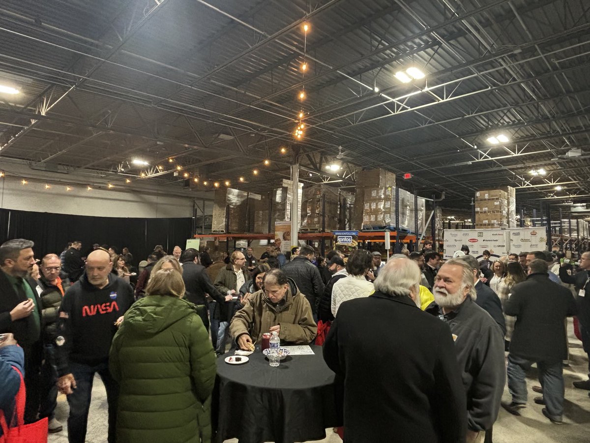 Atlas Wholesale celebrated grand opening today for new 65,000 sq-ft warehouse in Westland. This 76-year-old, 3-generation family business and serves 400 restaurants. It moved most of its operations from Detroit to former US Ice site on Central City  Parkway near Wayne.