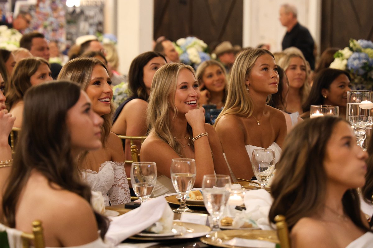 Walnut Grove Cheer tweet media