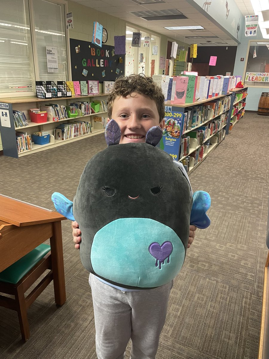 Love is in the air and our <a href="/spehawksnaples/">SPEHAWKS</a> are winning lots of prizes for their incredible reading <a href="/ccpsmediacentrs/">CCPS Media Centers</a> #CCPSMediaspecialist #libraries #mediacenters
#ccpsproud #readersareleaders #spemediafun