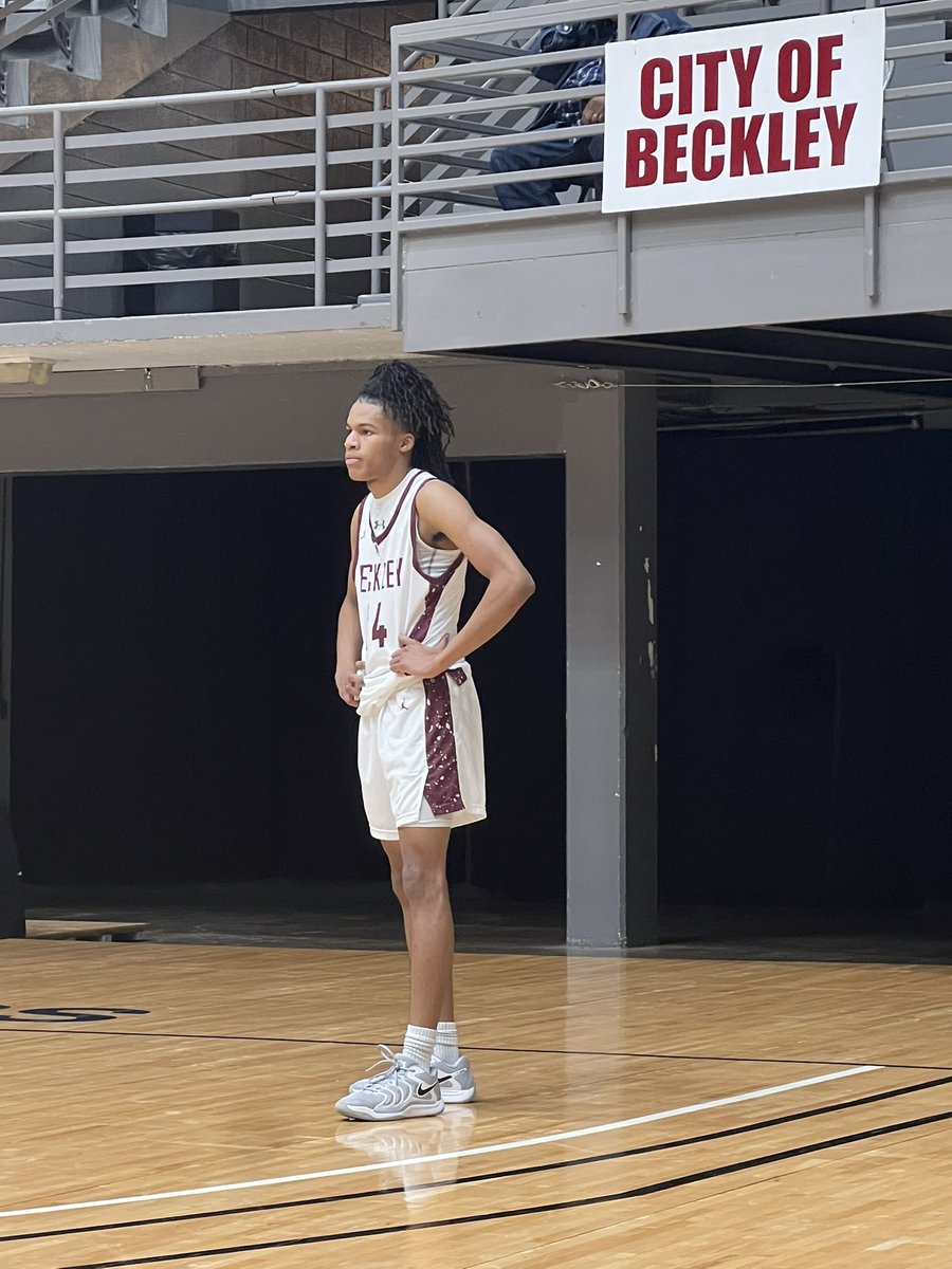 Final 
Woodrow Wilson 70, Martinsburg 53
Flying Eagles avenge 69-57  loss Feb. 1 at Martinsburg. Zy Hawthorne, who missed first game (sick) career-high 28.
WW 12-3, M 10-5.
#wvprepbb