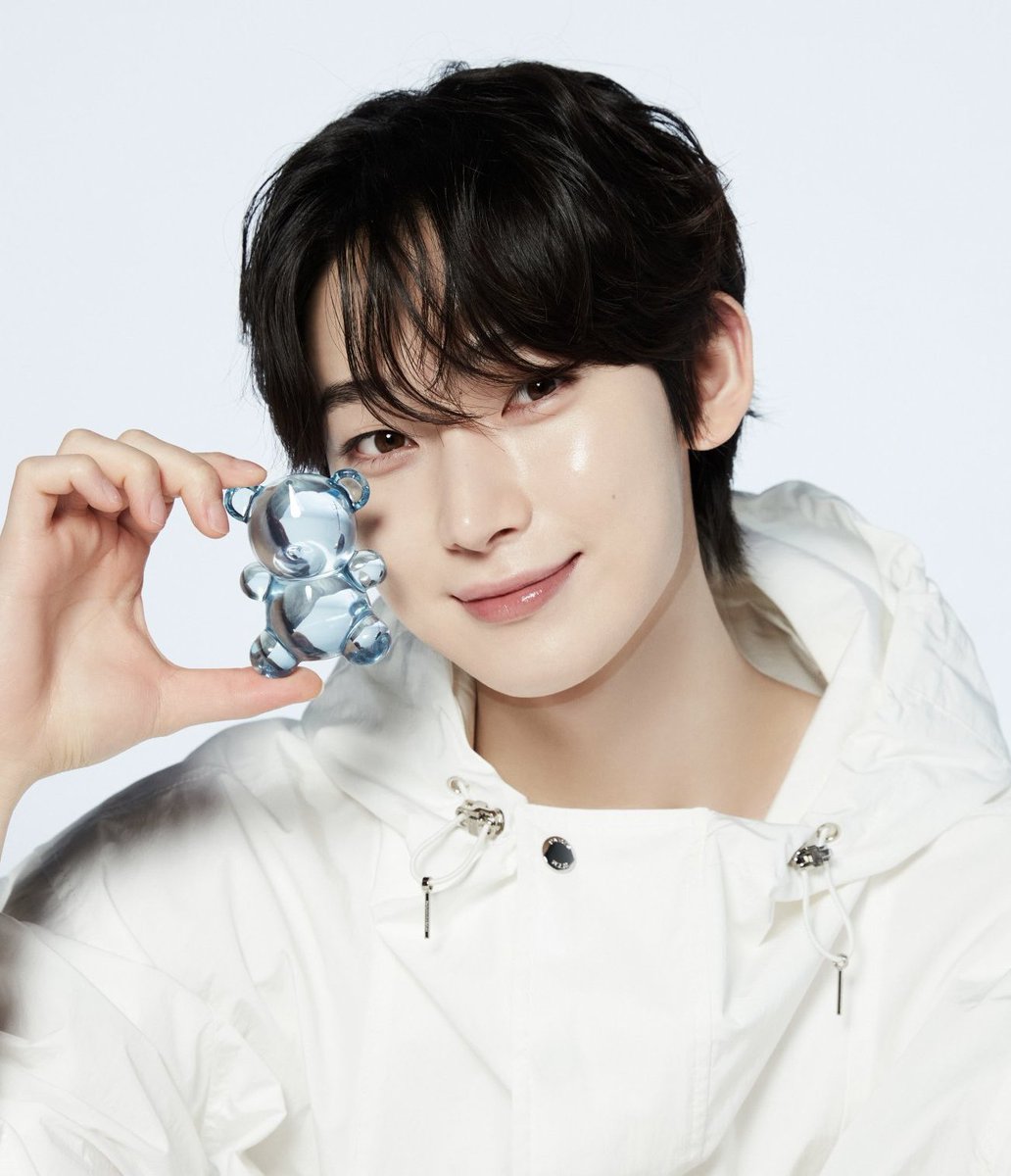 I MEAN, LET’S BE REAL, SUNOO REPPIN A SKINCARE BRAND? THAT’S A WHOLE SERVE!!!