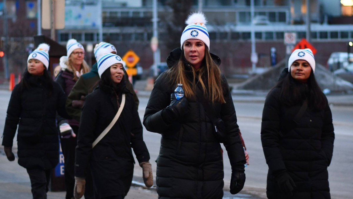 🌡️ It’s -31°C in Edmonton today. Imagine facing this cold without warmth, stability, or support. On February 22, we’re stepping out into the cold for Coldest Night of the Year.💙 Donate today and help us reach the finish line: bit.ly/3X7m1k1 #WalkForBissell #CNOY #YEG