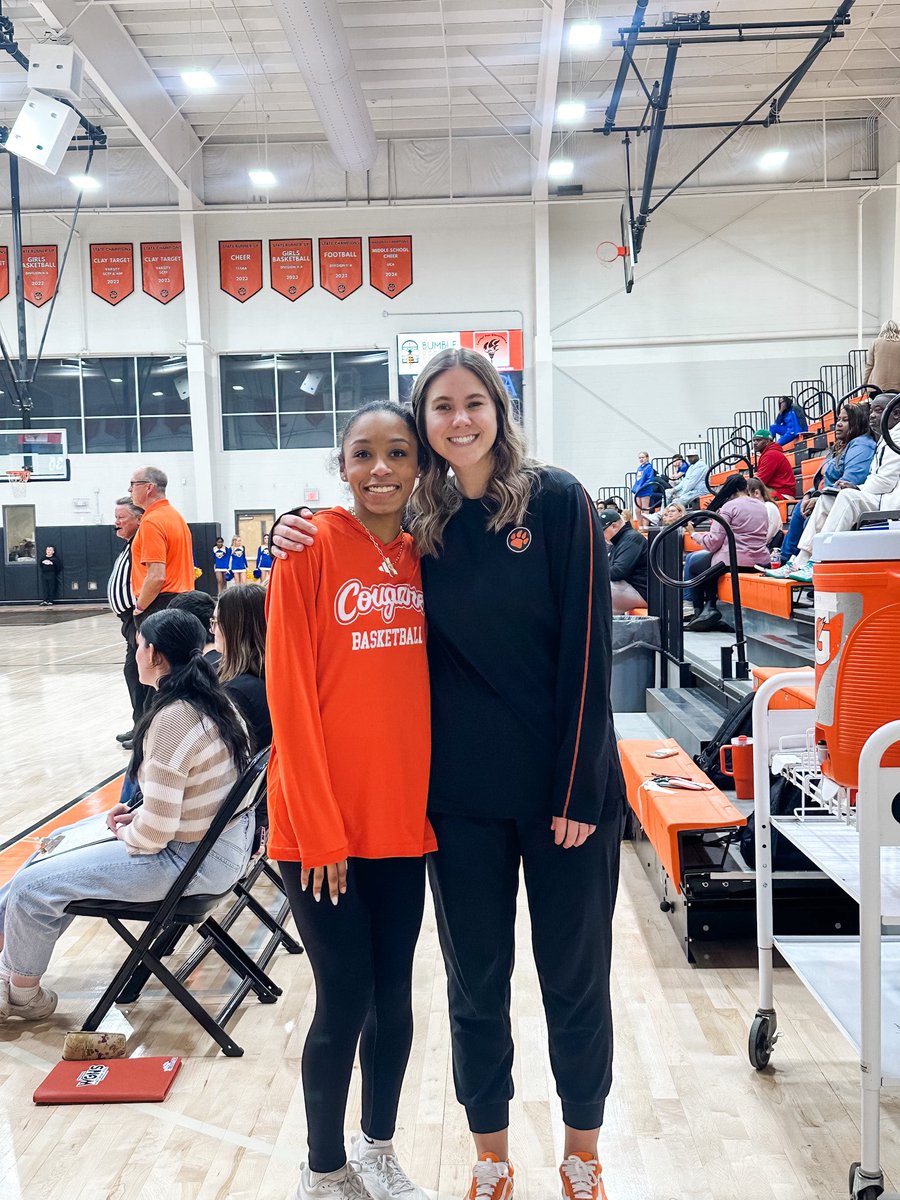 Hannah Jones (@coachjoneshp) on Twitter photo Goodluck to this special senior who got an invite to the private v public all star game April 5 at Valor College Prep
Roane State is getting a good one!
Love this girl deeply and she’s gonna prove big things next level🤘🏼
<a href="/AmiyahT10/">Amiyah Thompson</a> Goodluck to this special senior who got an invite to the private v public all star game April 5 at Valor College Prep
Roane State is getting a good one!
Love this girl deeply and she’s gonna prove big things next level🤘🏼
<a href="/AmiyahT10/">Amiyah Thompson</a>
