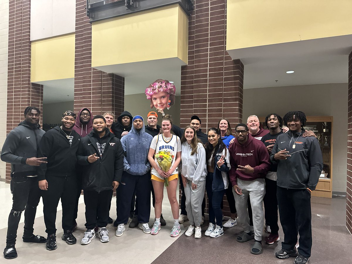 TrumpRealDaily's tweet photo. Riley’s Senior Night …..
40 pt win vs Rival, 19 PTs, 
15 RBs &amp; 7 blocks, watched by her brothers. They asked for a 3 and she delivered and was celebrated by a Ginger Freak backflip…..
there may have been a bad exhibition of shooting and dunking at halftime. 
Much Appreciated https://t.co/F0M5uqX5k0