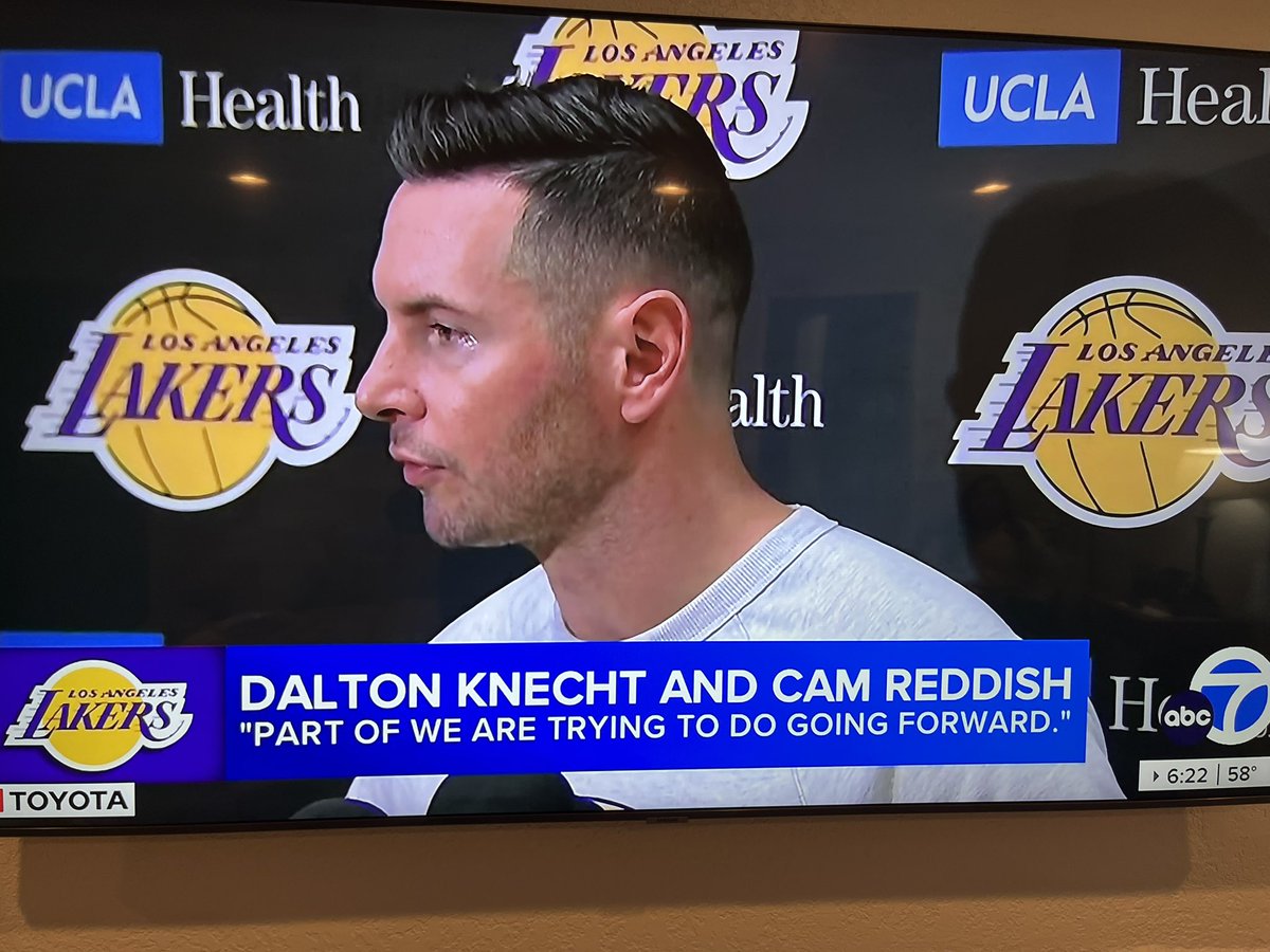 abc7error's tweet image. Always good to peep in and see they’re still at it 🤣😂🤣