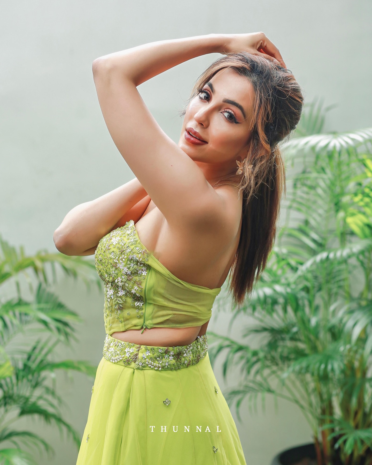 GkHgDmpWYAAHw6Z?format=jpg&name=large