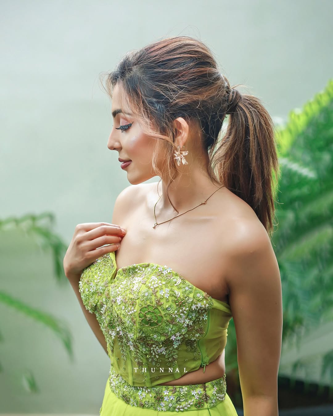 GkHgDqsWMAAVaz9?format=jpg&name=large