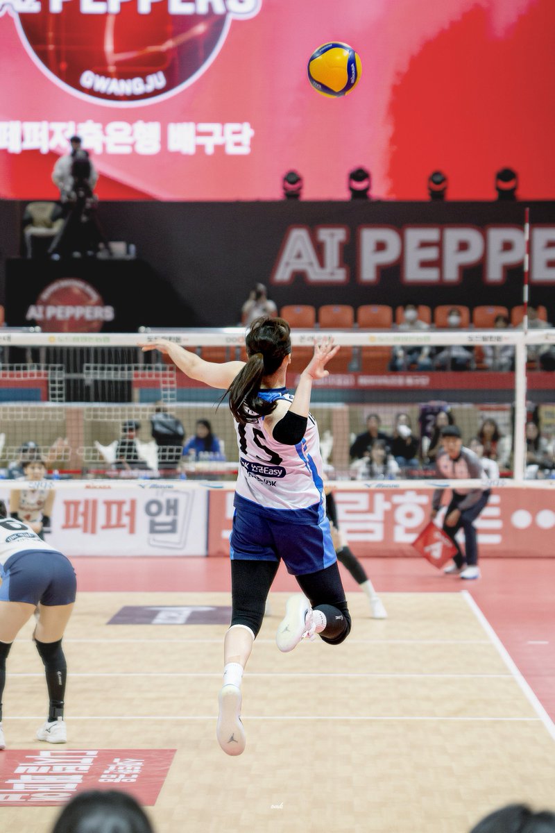 How I met her.                     Still with her.