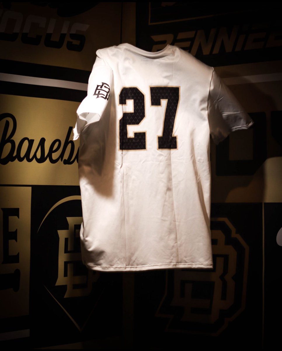 BennieBaseball's tweet photo. 2025 unis are fuego π₯ (1/3)
#BennieBoys #BennieBaseball #UnderArmour #uniforms #travelbaseball #baseballuniforms #baseballswag https://t.co/l7TNBemyzk