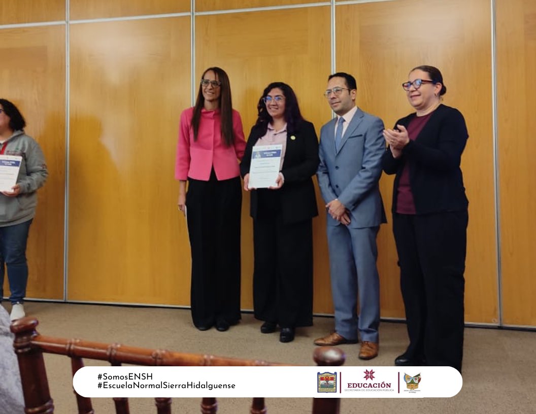 ENSH_SEPH's tweet photo. 🟨 La Escuela Normal Sierra Hidalguense acudio al Evento de cierre: Impulsando la Educación STEM con Banamex, en este se presentó el proyecto "Vinculación de la Nueva Escuela Mexicana con Educación STEM.

#SomosENSH 
#EscuelaNormalSierraHidalguense https://t.co/Yynqys2wfe