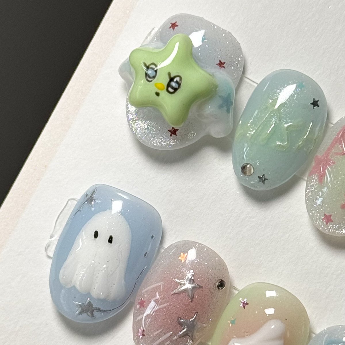 luna_nailie's tweet photo. life couldn't get better ⭐️
ลายนี้ลูกค้าออกแบบมาให้ค่า แน่นอนว่าก็ต้องมีสีเขียว 💚 และพาสเทลโทนลูกกวาด ขอบคุณพี่วิชเส้นมากๆเลยค่า https://t.co/v8TCRk5UZE