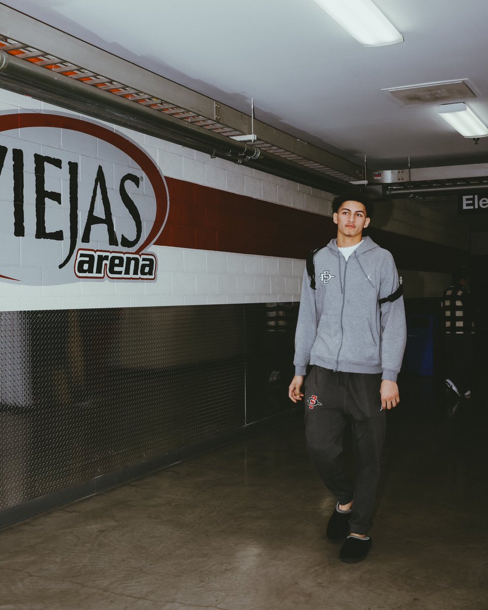 mesa_aztecs's tweet image. Tunnel Vision

#MESA #SDSUMBB #AztecBasketball