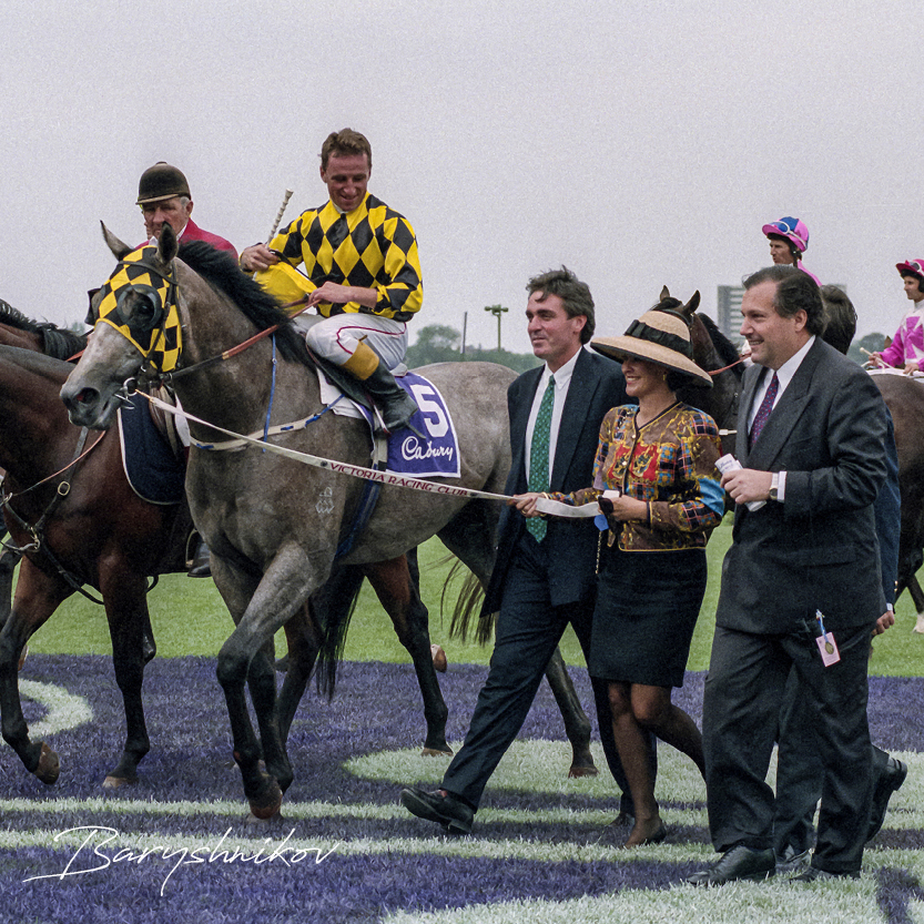 ArrowfieldStud's tweet photo. Ever wondered about the story behind Arrowfield’s iconic Black and Yellow Diamond silks? #40YearsOfGreatness https://t.co/trmeFRyr7r