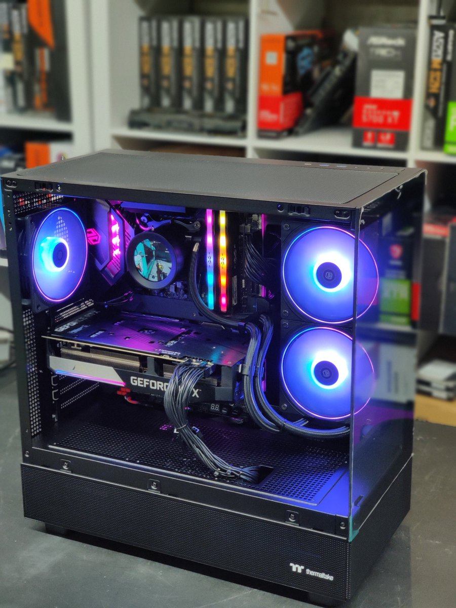 RotorGlowGames tweet media