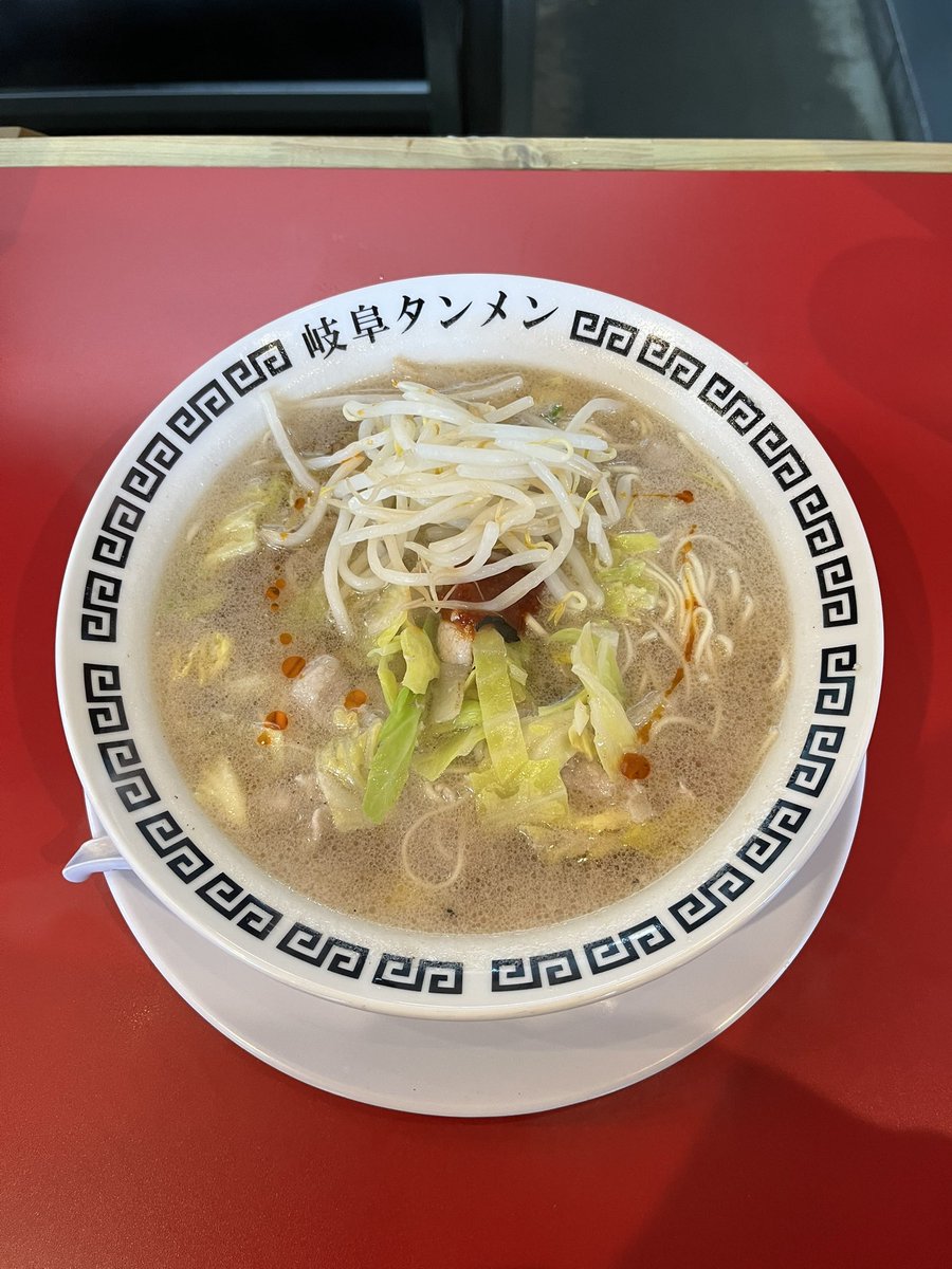 仕事中の昼ラー
雪の影響で並ばずに食べれる
