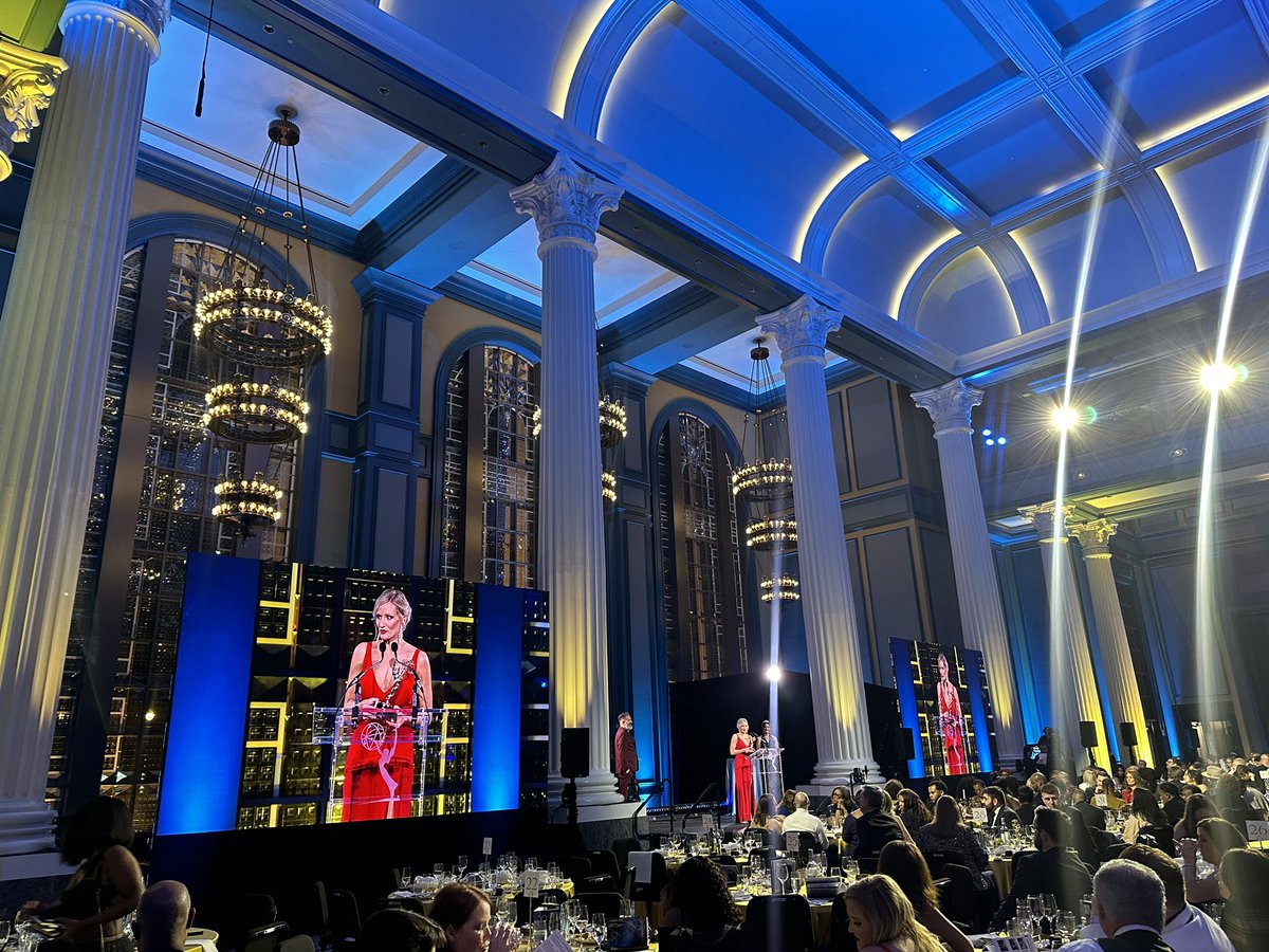 Liz McLaughlin tweet media