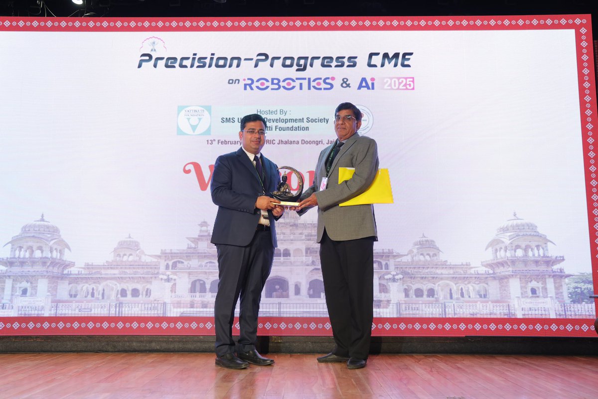 Abhishek singh (@abhisingh82) on Twitter photo Urology department SMS jaipur and Vatikutti foundation conducted a wonderful meeting on AI and robotic.
Extremely insightful, grateful to <a href="/spriyadarshi64/">shivam Priyadarshi</a> and <a href="/MBhandariUrol/">Mahendra bhandari</a> . Was very happy to present our work on robotic female organ sparing cystectomy with intracorporeal NB. Urology department SMS jaipur and Vatikutti foundation conducted a wonderful meeting on AI and robotic.
Extremely insightful, grateful to <a href="/spriyadarshi64/">shivam Priyadarshi</a> and <a href="/MBhandariUrol/">Mahendra bhandari</a> . Was very happy to present our work on robotic female organ sparing cystectomy with intracorporeal NB.