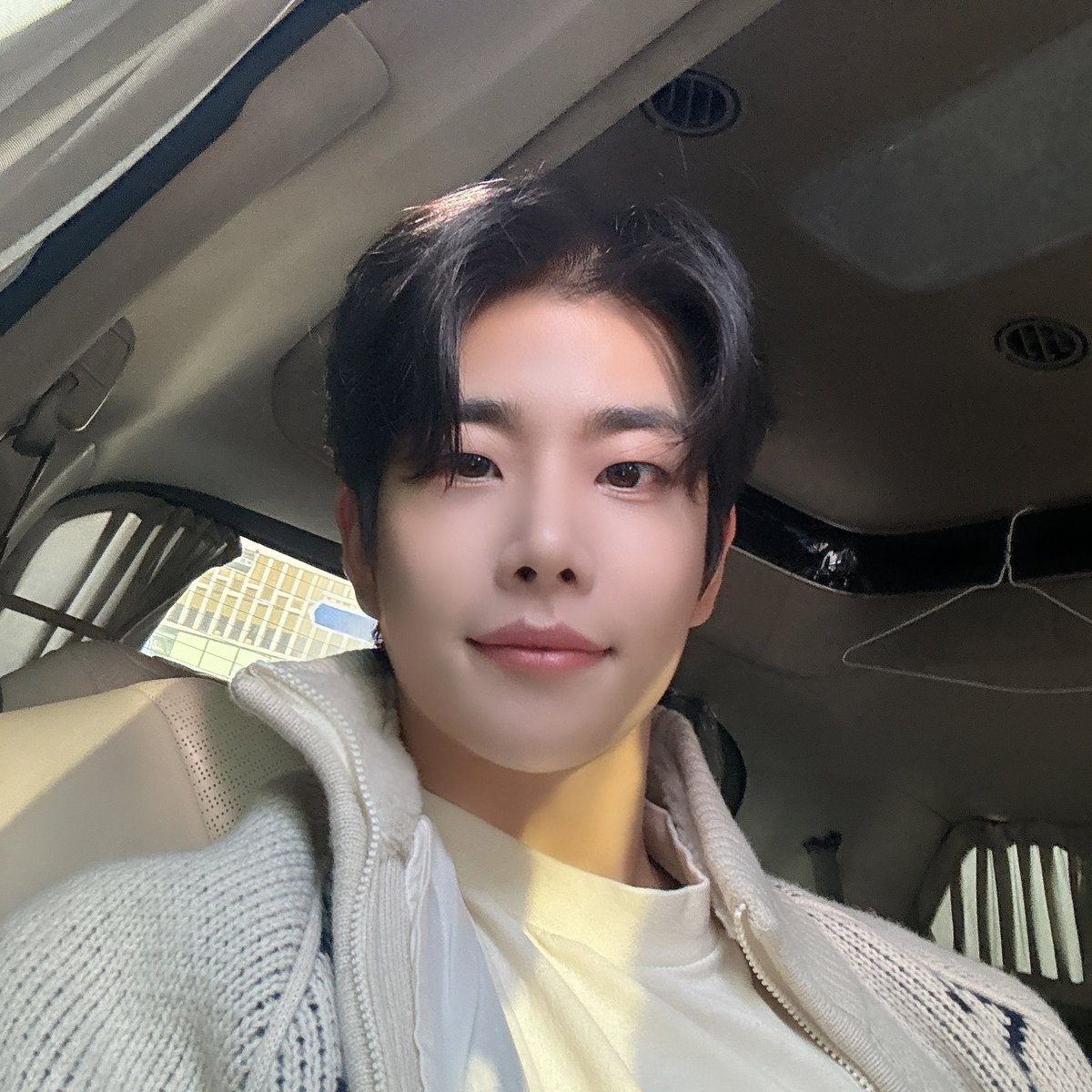 디스이즈 셀카카ㅏ카카카ㅏㅏ
#아스트로 #엠제이 #위키미키 #최유정