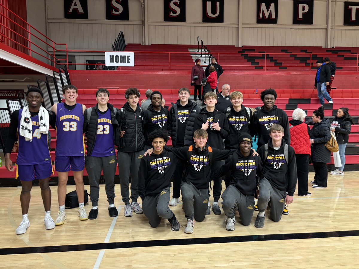 MAC champs!! 💜💛