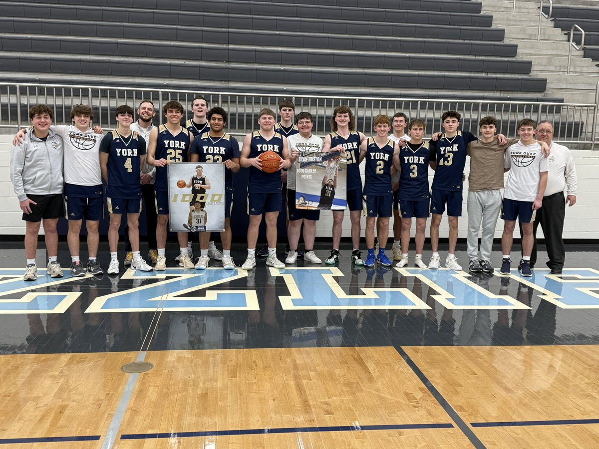 YorkDukeBoysBB's tweet photo. Congrats to @RyanHuston31 for becoming the 3rd player in our program’s history to score 1000 points in his career. Well deserved!! #yorkdukes #nebpreps #ExcellenceThroughTeamwork https://t.co/ae4mmbBznS