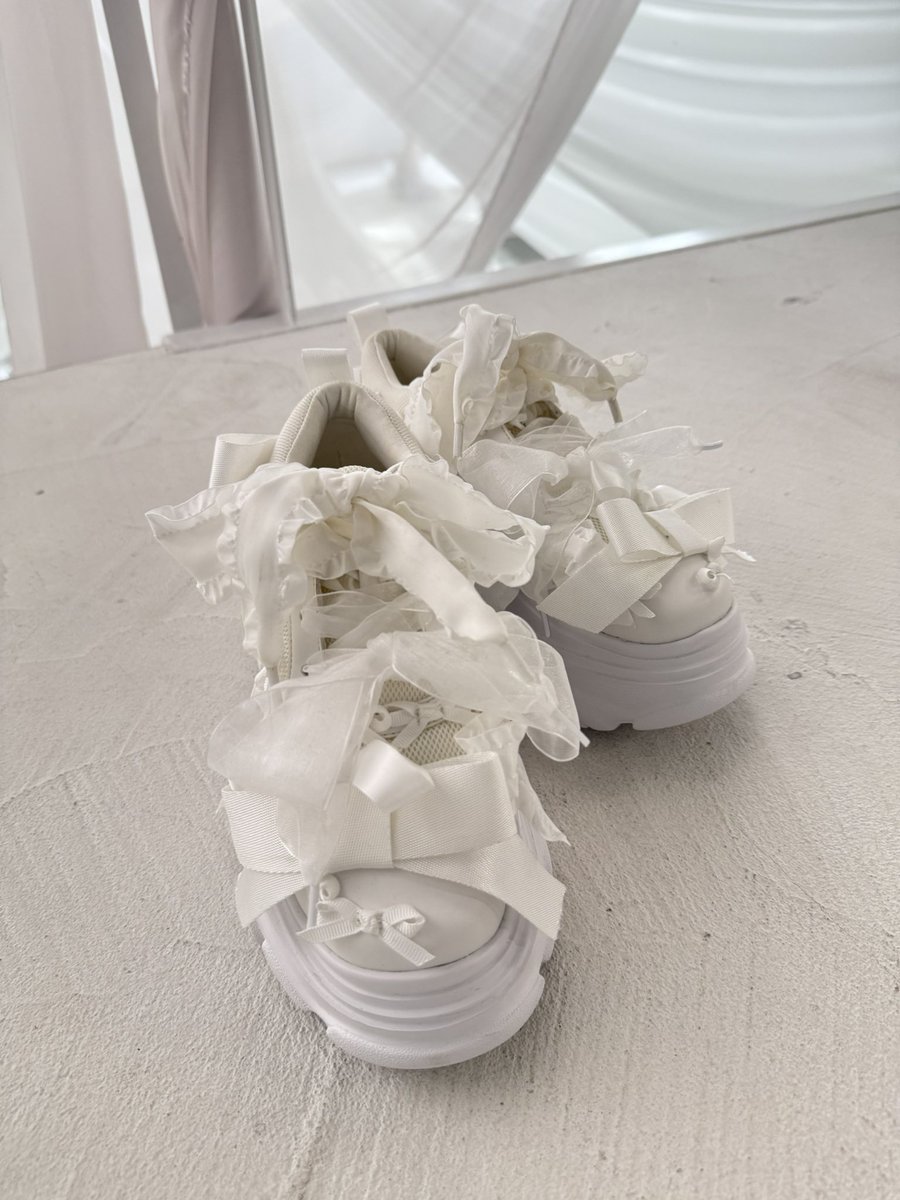 まなかまな 真中まな | ASOBISYSTEM Co., Ltd. | アソビシステム株式会社