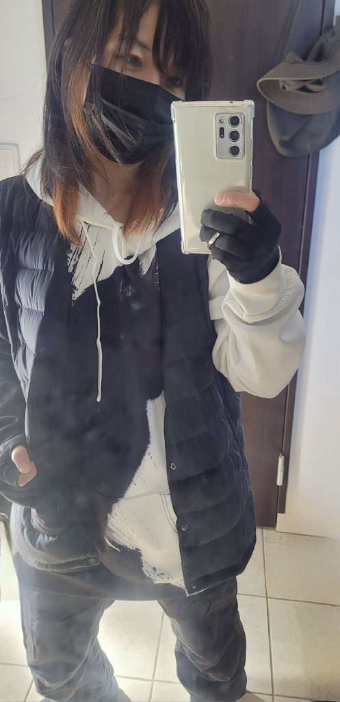 今日はアレよ。
｢親子ふれあいミニ運動会？｣

昨夜、息子にママ何着て行こうか？って聞いたら🐈‍⬛指定だったww

親子対決かと思ってたのに
『親と子の対決』←(笑

／
触れ合わんのかーーい！！🤣
＼

とか言いつつ、割と本気な大人達が勝つ楽しい運動会でしたᐠ( ᐛ )ᐟ 

白髪増えとる。😑笑