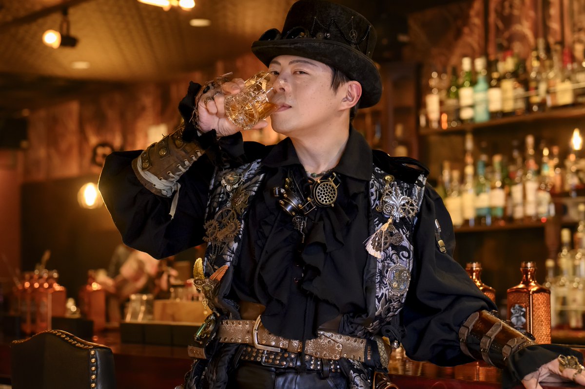 Tao_OSP's tweet image. 第6回 大阪蒸気撮影会『ディーコンパーティ』
本当に飲みながら撮影してもらえる、夢のような企画でした

photo @NkzyRnrmtC 
#TheDeacon #akashicrecords #大阪蒸気撮影会