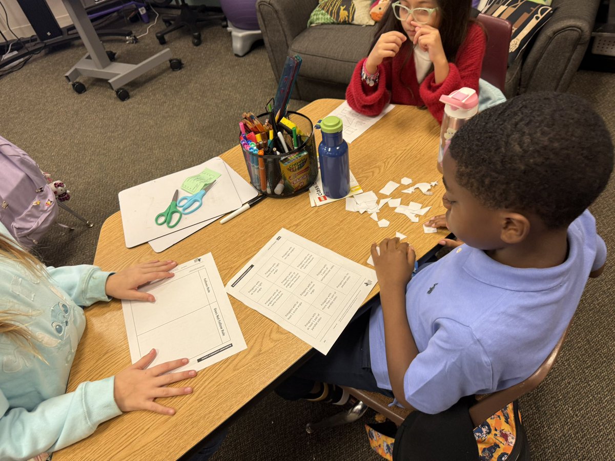 Mrs.Michie's class tweet media