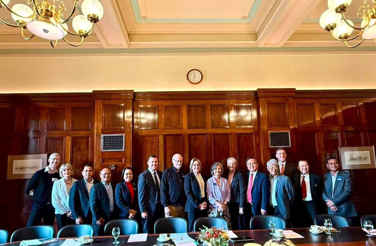 Meeting with parliament