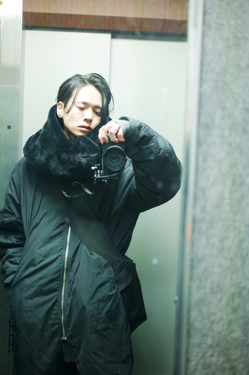 撮っている写真と
撮っている人です
よろしくお願いいたします。