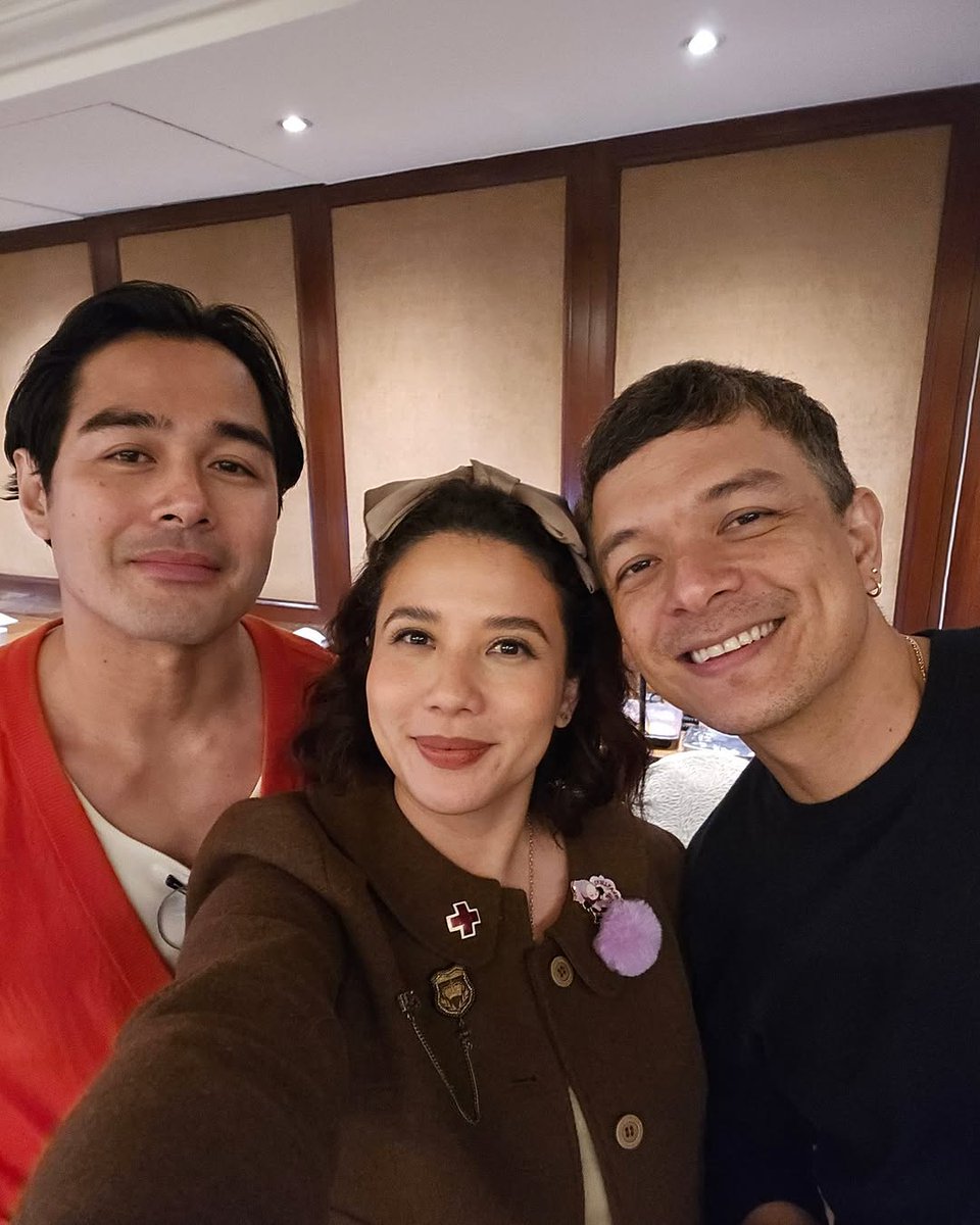 ABSCBNNews's tweet photo. Meet First Lady Aurora Quezon ✨

Actress Karylle Yuzon will play the role of President Manuel Quezon's wife in the upcoming historical biopic film "Quezon," which is set to be released this 2025.

The "It's Showtime" host will act alongside Jericho Rosales, who will portray the former president.

(📷: Karylle/ Instagram)

READ: https://t.co/A6mSxreB3L