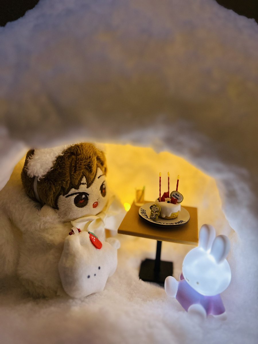 かまくら作ってユノちゃん誕生会した
