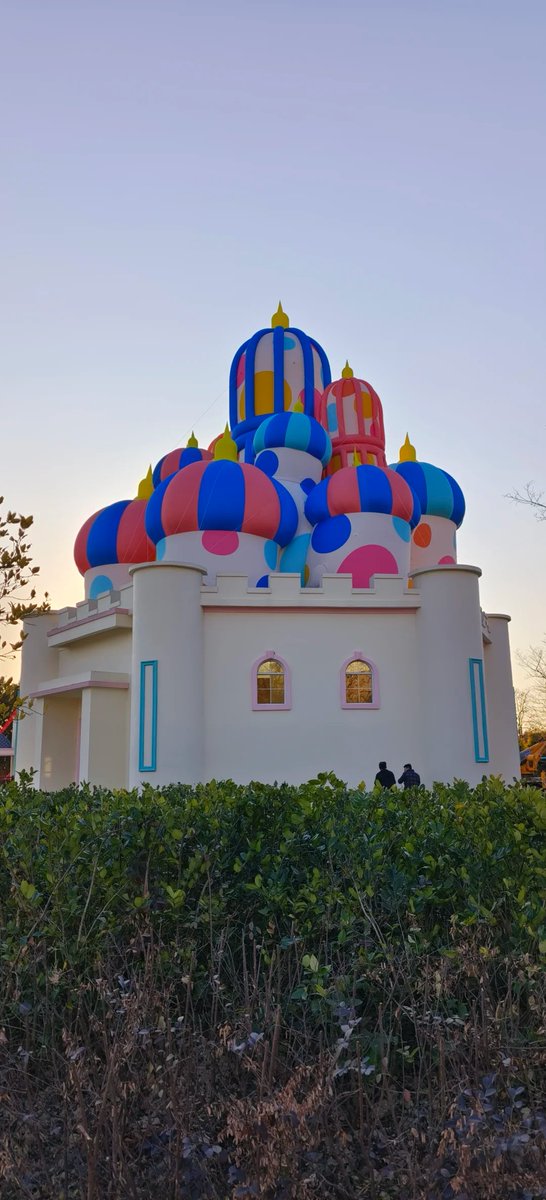 fuyiinflatable's tweet image. Fuyi Inflatable Castle House Roof Decorative Inflatables #castle #inflatablecastle #blowupcastle #event #stagedecor #airart #air-filled #advertisinginflatables #fuyiinflatable