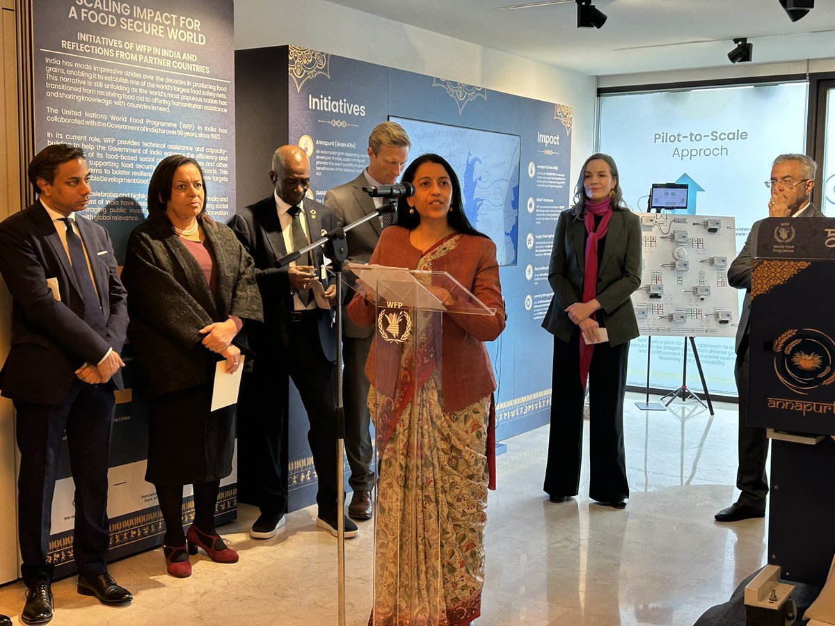 Elissa CAN (@elissa_golberg) on Twitter photo Pleased to attend exhibit launch by <a href="/IndiainItaly/">India in Italy</a> on <a href="/WFP/">World Food Programme</a> #innovation in 🇮🇳 like the cool grain ATM - qui sont partagées avec d'autres pays comme le 🇳🇬 et le 🇱🇰 - une belle example de coop 🔼.
Nice compliment <a href="/IDRC_CRDI/">IDRC | CRDI</a> #CIFSRF 🇨🇦 investments in fortified foods & innovations Pleased to attend exhibit launch by <a href="/IndiainItaly/">India in Italy</a> on <a href="/WFP/">World Food Programme</a> #innovation in 🇮🇳 like the cool grain ATM - qui sont partagées avec d'autres pays comme le 🇳🇬 et le 🇱🇰 - une belle example de coop 🔼.
Nice compliment <a href="/IDRC_CRDI/">IDRC | CRDI</a> #CIFSRF 🇨🇦 investments in fortified foods & innovations