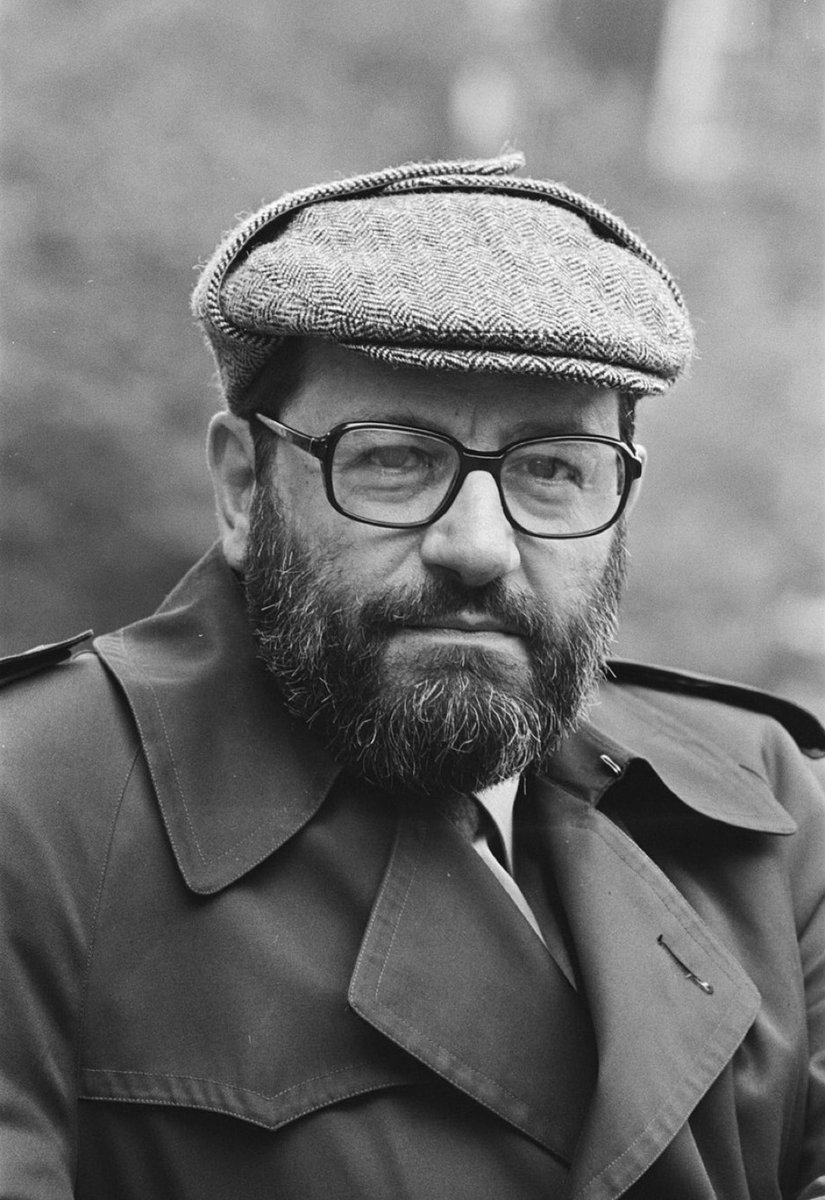 „Wir bewegen uns auf eine neue Klassenspaltung zu, die nicht mehr auf Geld beruht, sondern auf der Fähigkeit, seinen kritischen Geist einzusetzen und Informationen zu sortieren."
- Umberto Eco-
5. Januar 1932 - 19. Februar 2016