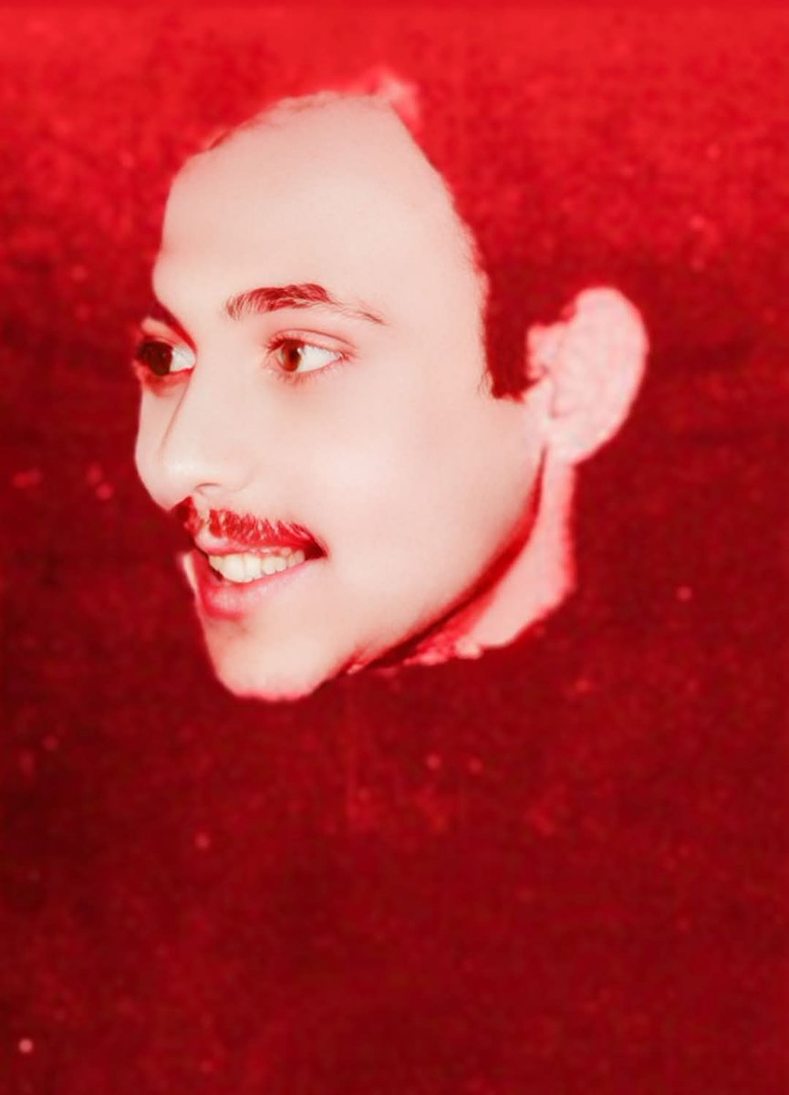 Ben öpmeye kıyamazdım, belemişler kızıl kana..!

Yaşar Kemal

53 Yıl....!
Saygıyla 
#UlasBardakcı