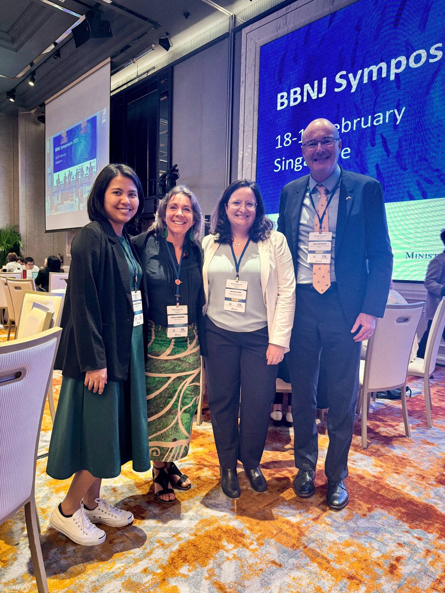 HighSeasAllianc's tweet photo. 🧵Our team is in Singapore 🇸🇬 attending the #BBNJ Symposium! Stakeholders–from governments to academia, to industry, CSOs and more–are here to discuss the importance of ratification and implementation of the #HighSeasTreaty.

#RaceForRatification https://t.co/HvpzpHvM0I