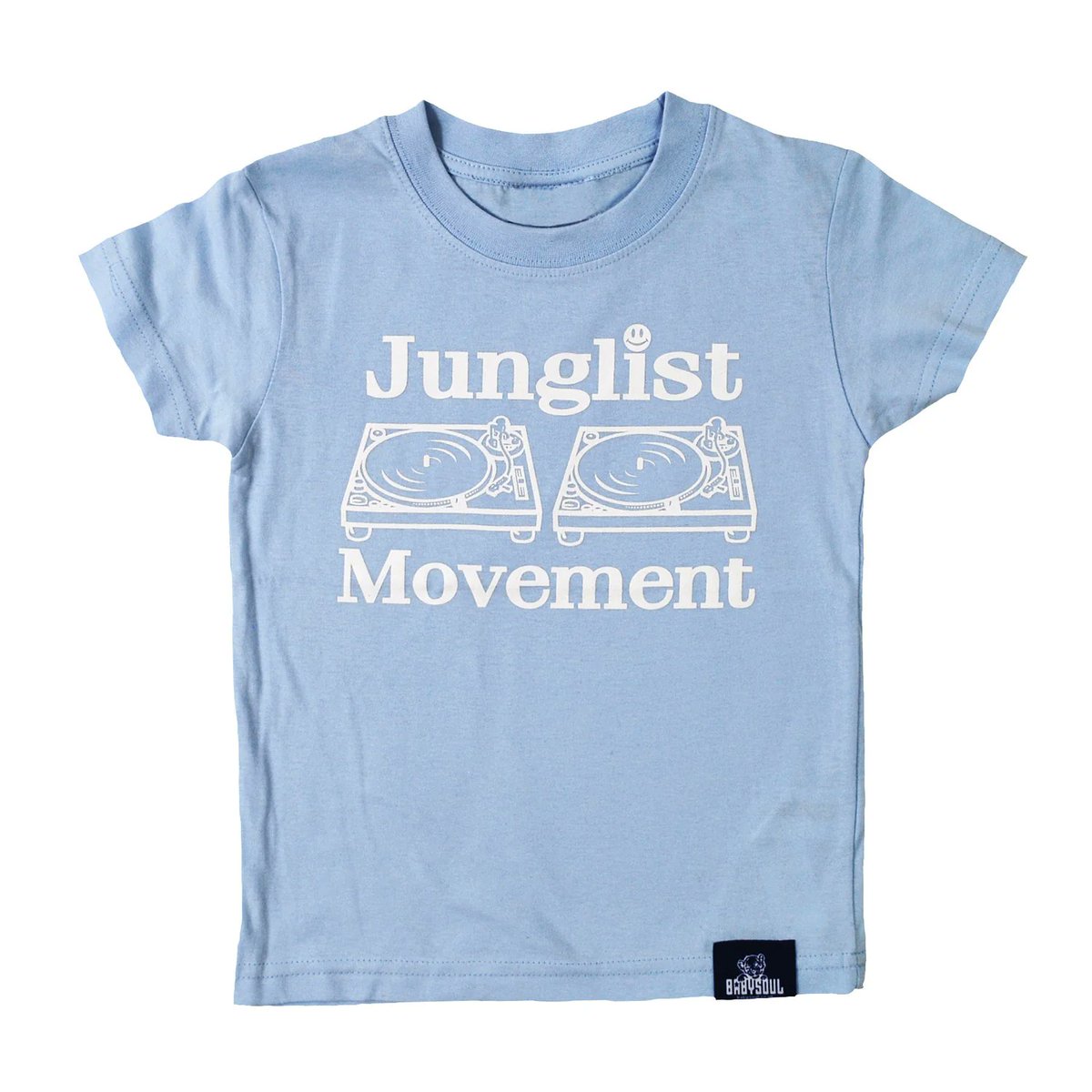 aerosoullimited's tweet image. Level up your little one’s style game! 🌟 Our kids’ graphic t-shirt is made from 100% organic cotton, soft and comfy for everyday adventures. Get your mini junglist sorted 👉 aerosoul.co.uk 💚 #JungleKids #JunglistMovement #StyleForDays