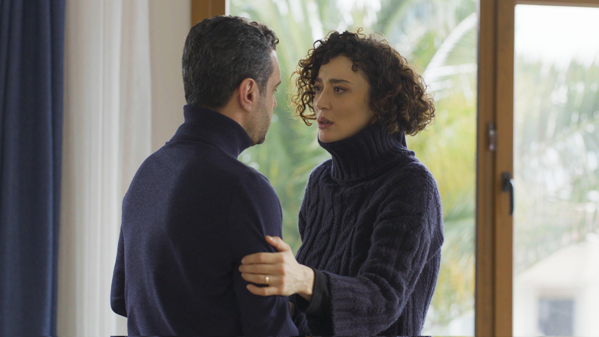 GkI6dQiXAAAxUB1?format=jpg&name=large