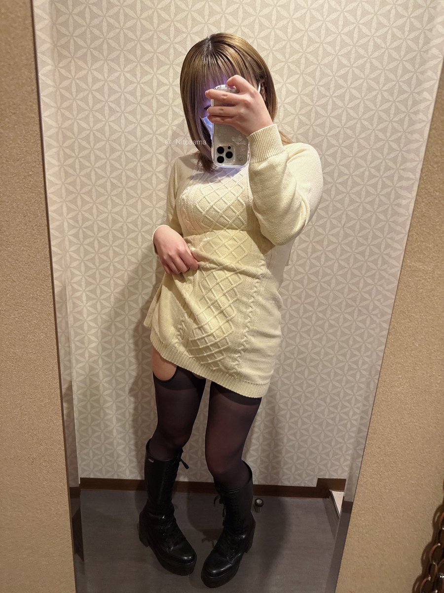 にとさまさんのエロ画像、2025年02月19日18時08分23秒に投稿