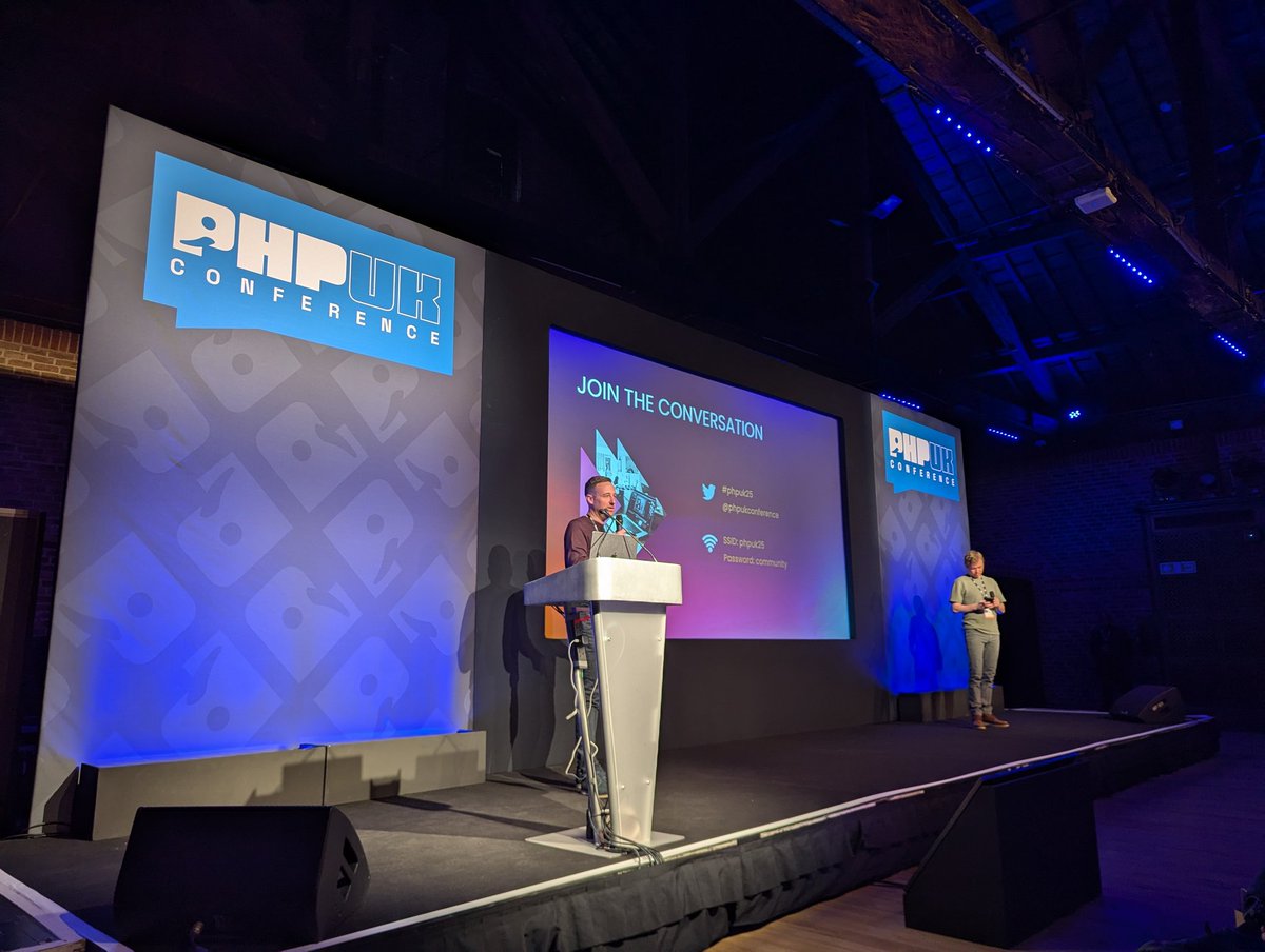 DaveLiddament's tweet image. #phpuk25 is starting....