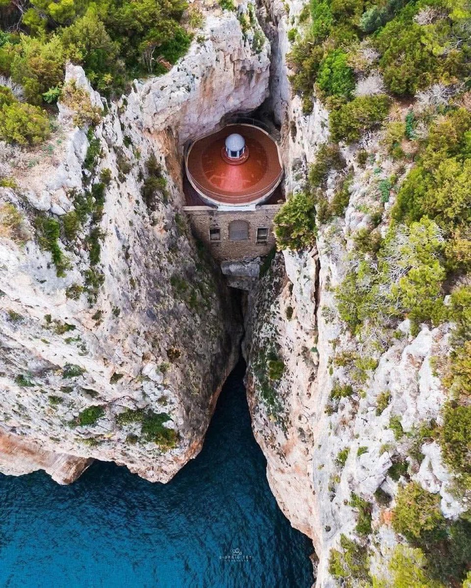 ItalyInTheHeart's tweet photo. 🇮🇹 Spaccata di Gaeta, Latina, Lazio
📷 Posti più belli al mondo

#spaccatadigaeta #latina #lazio #amazingphoto #photooftheday #travel #travelplace #travelphoto #italy #italytrip #italytravel #italia #italytour #italytourism #italyphotographer #italy_photolonvers #italyintheheart https://t.co/RZZx8bcdEA