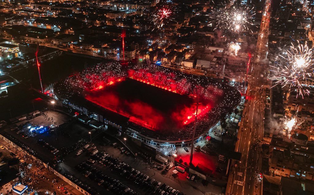 ErrorArbitralTR's tweet photo. TODOS estamos de acuerdo en que Matute es el estadio con MÁS MÍSTICA para jugar la Copa Libertadores en el Perú, ¿no? https://t.co/1g938RShec