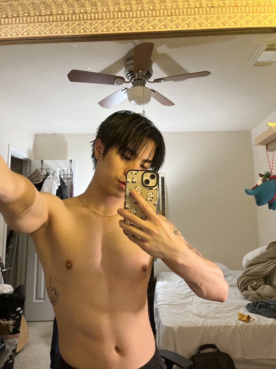emsonson's tweet photo. ready for bed 😴 https://t.co/7RphpCdlGD