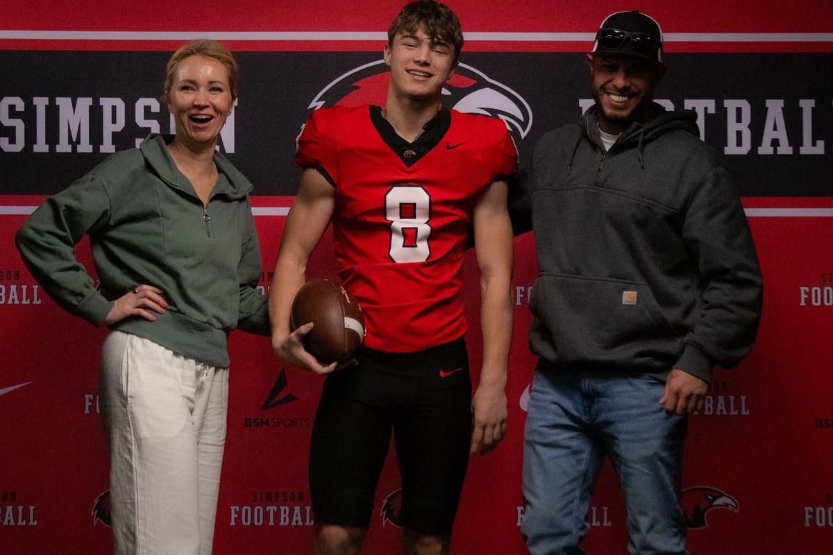 CobyJoseph08's tweet photo. Thank you to all of the coaches at @SimpsonU_FB for an amazing visit! https://t.co/W1xtrpHeOK
