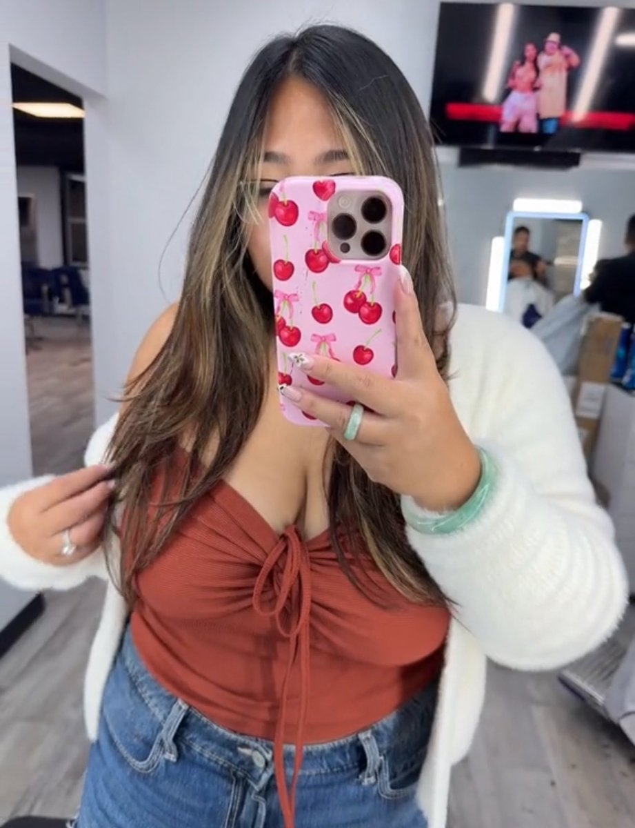 arisamkm's tweet photo. Cut my hair🥲🥲 https://t.co/oCH64Gpuhi