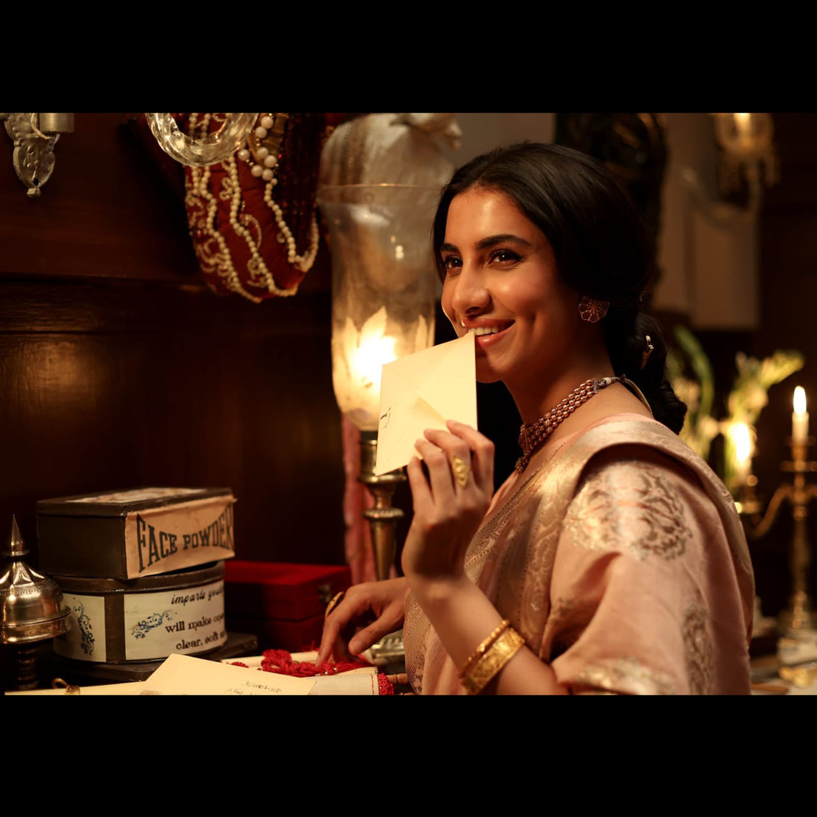 t2 (@t2telegraph) on Twitter photo âRukmini as Binodini looks ethereal and does a wonderful job,â writes actor-director Lillete Dubey about Binodini â Ekti Natir Upakhyan
<a href="/RukminiMaitra/">RUKMINI MAITRA</a>
t2online.in/screen/bengaliâĻ âRukmini as Binodini looks ethereal and does a wonderful job,â writes actor-director Lillete Dubey about Binodini â Ekti Natir Upakhyan
<a href="/RukminiMaitra/">RUKMINI MAITRA</a>
t2online.in/screen/bengaliâĻ